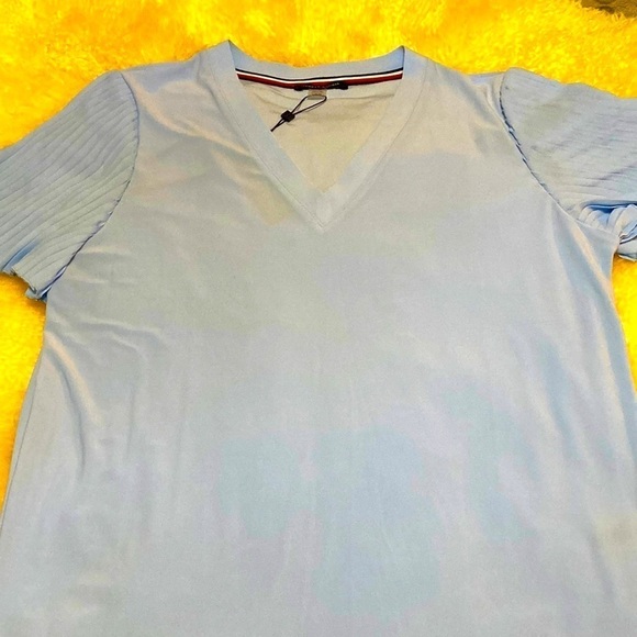 Tommy Hilfiger light blue top size L - Picture 1 of 9